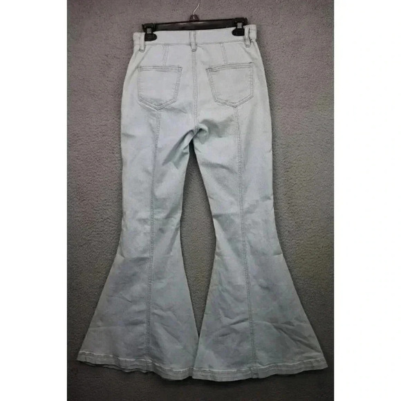 Rue 21 Women's Bell Bottoms Blue Jeans-Size 1-Stretch-Light Wash-Boho-Hippy - Picture 7 of 10